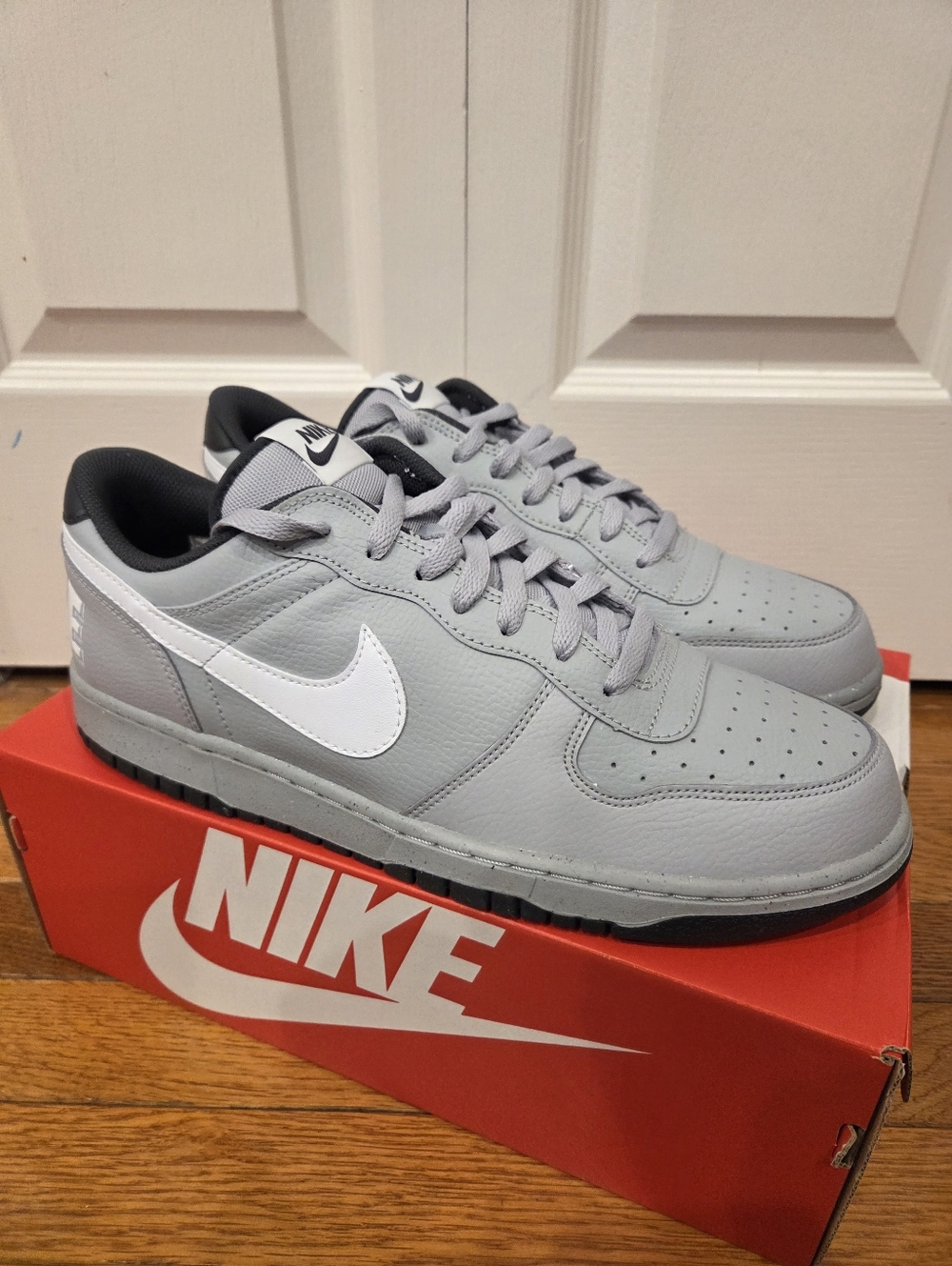 Men's "BIG NIKE LOW" Light Grey/Summit White Sneaker SIZE 12 NEW IN BOX
